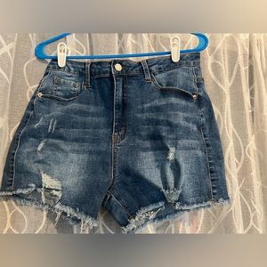 High waisted Denim Shorts with stretch 16/33 New- no tags